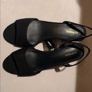 Express peep toe wedges size 10